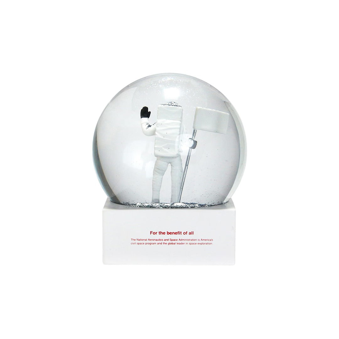 NASA Snow Globe ナサ スノー グローブ スノードーム