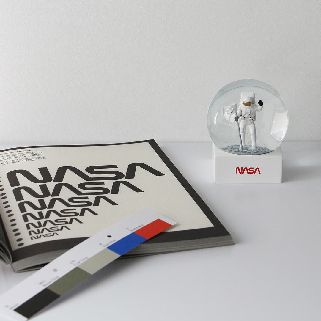 NASA Snow Globe ナサ スノー グローブ スノードーム