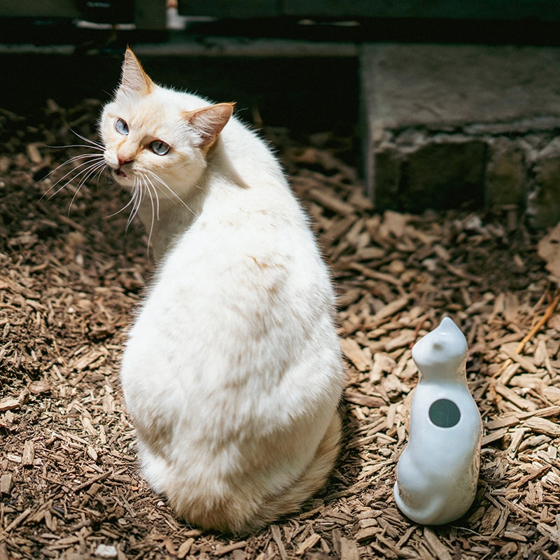 アマブロ　ひがしちか「愛編む磁器猫」 フラワーベース　amabro